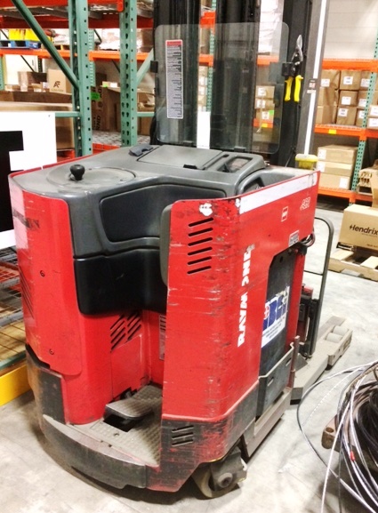 2006 Raymond Ezact Electric Forklift - 4000 LB Capacity w/ Battery Charger (950638)