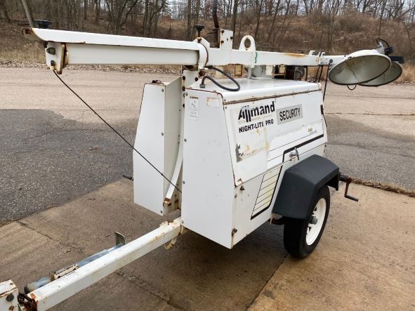 2001 Allmand Nite-Light Pro (911207)
