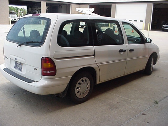 200542 Windstar Wagon 1998