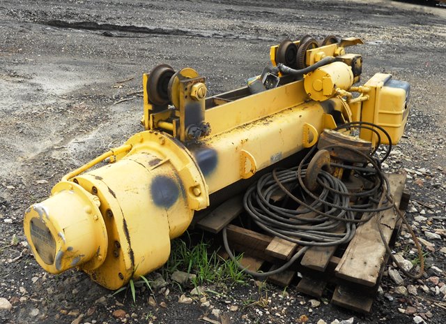 Wright Electric Wire Rope Hoist 15,000 lb Capacity