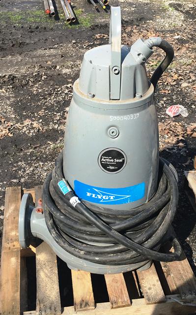 FLYGT Submersible Centrifugal Pump 900 GPM
