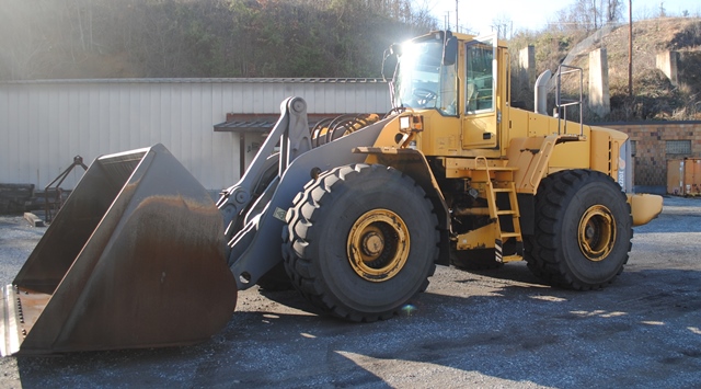 2003 VOLVO L220E Wheel-Loader (970269)