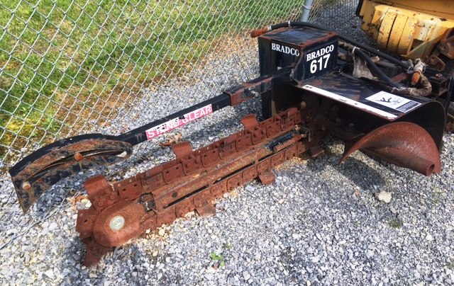 1998 Bradco Skidsteer Trenching 617 Attachment