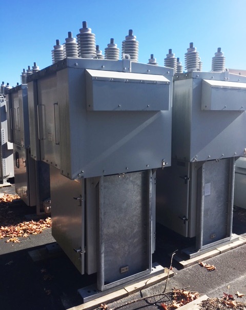 Square D Power Sub 2000 AMP Vacuum Substation Circuit Breaker  FVR1201125A (Qty 4)