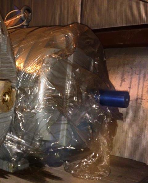 GE 125 HP Motor 3560 RPM 460 VAC (M2)