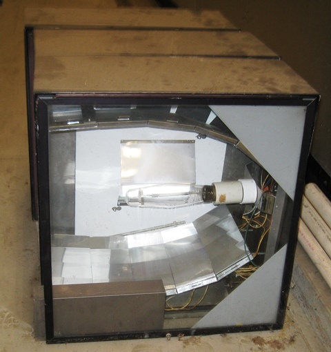 EMCO Lighting Fixtures Qty 3