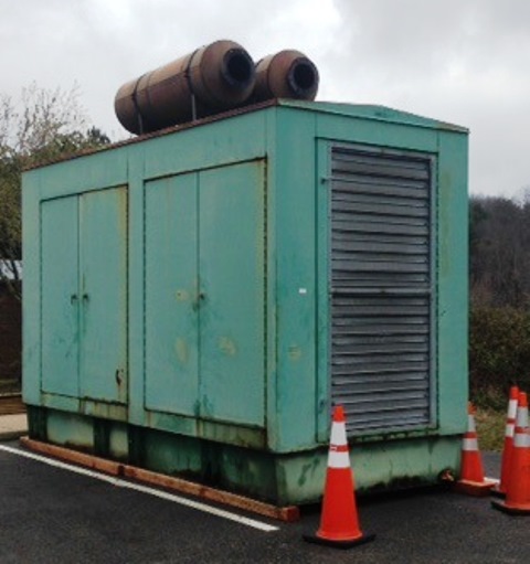 Cummins Onan 800kW GenSet 800DFHB w/ Fuel Tank & Transfer Switch