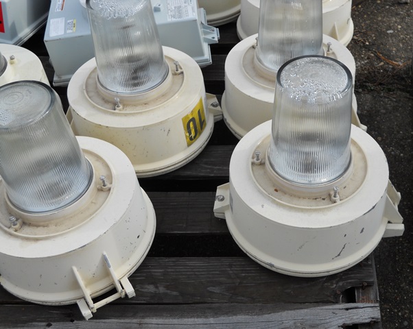 Hazlux Light Fixtures (Qty 15)