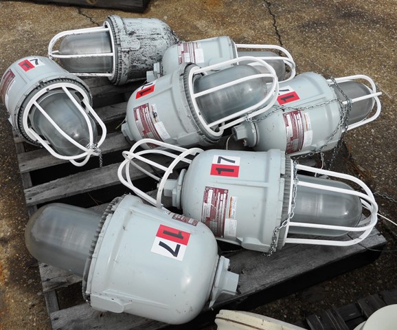 GE Hazard Location Light Fixtures H9115S (Qty 20)