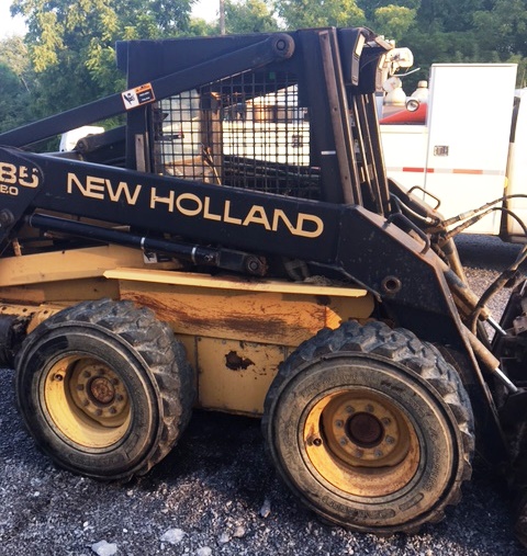 1998 New Holland LX885 Skid Steer (980004)