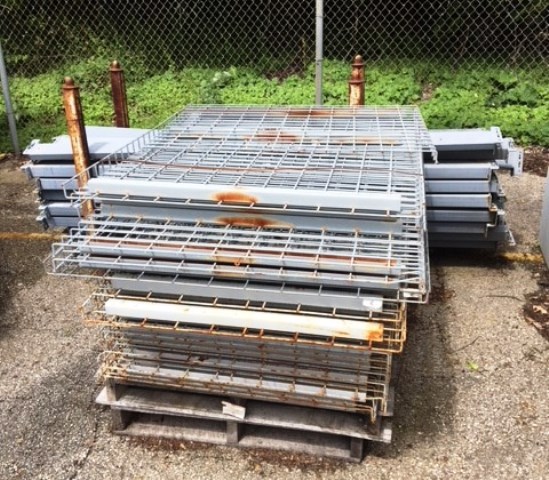 Wire Shelving with Frames (Qty Approx 20)