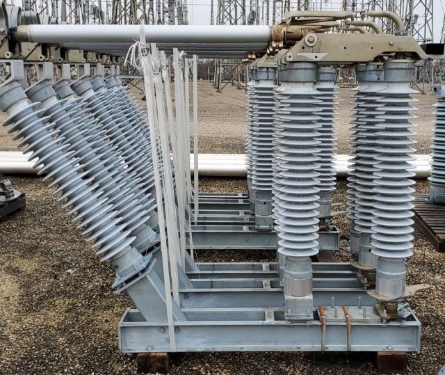 138 KV 3-Phase Vertical Break Switches (3)