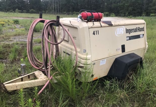 2004 Ingersoll Rand 185 Air Compressor (DH411)