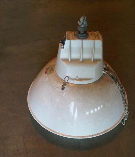 Day Brite Light Fixtures w/Bulb 400 Watt 277 Volt