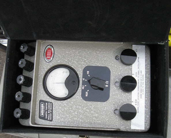 Biddle Megger Earth Tester AR42