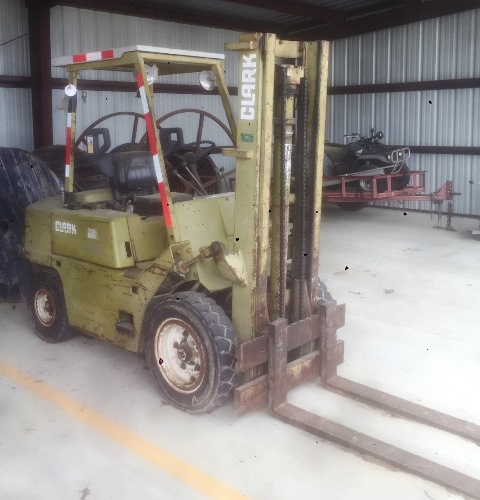 1979 Clark Forklift (950536)