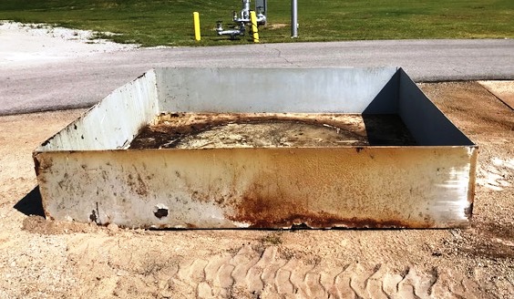 10'X9'X2' Steel Containment