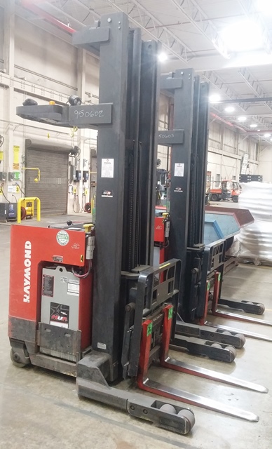 2004 Raymond R40TT Electric Forklift - 4000 lb Cap (950602)