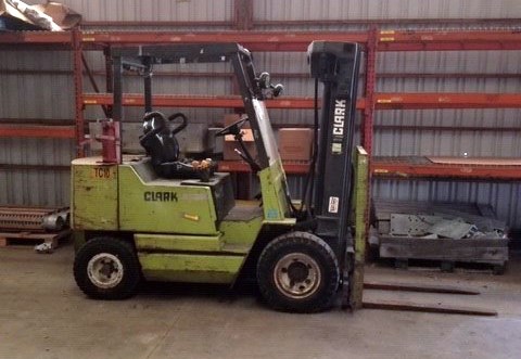 1981 Clark GPS25MB Forklift