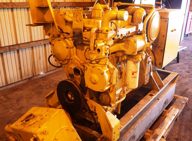 Caterpillar 3304 Engine w/ SR4 Generator