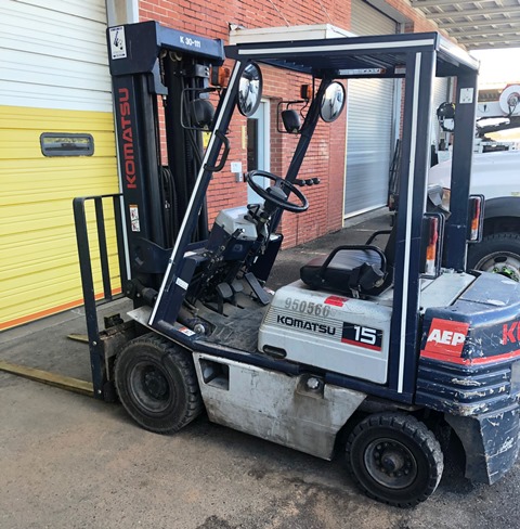 2000 Komatsu FG15H-15 Forklift 2760 lb Capacity (950566)