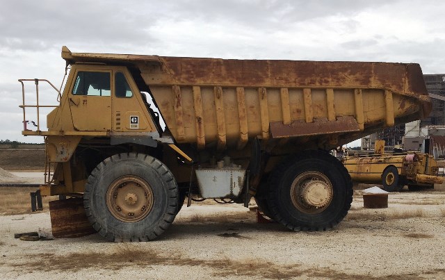 1984 Caterpillar 773B Off-Highway Truck