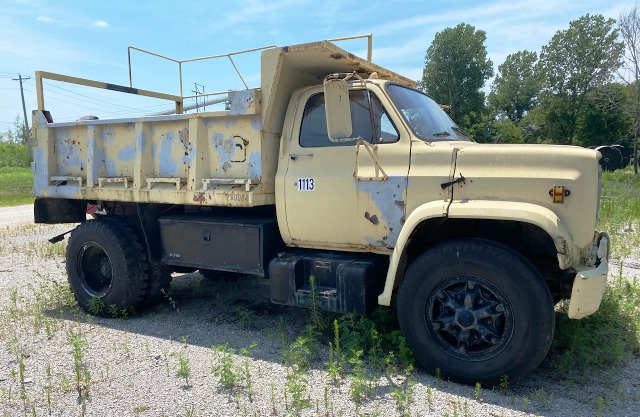 1981 GMC Sierra 4X2 Truck w/ Dump Bed (790064)