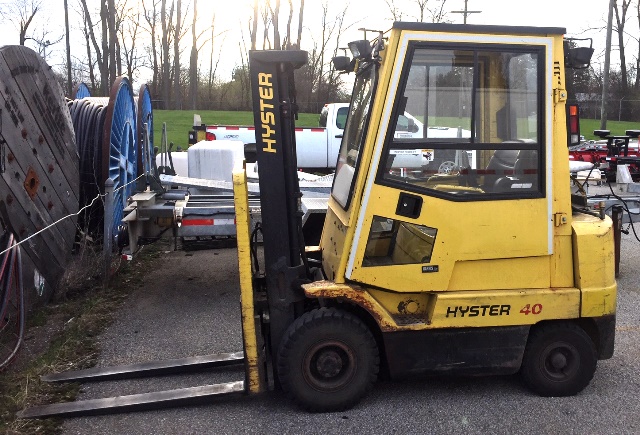 2002 Hyster H40XMS Propane Forklift 4000 lb Capacity (950556)
