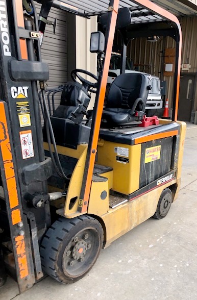 2006 Caterpillar E6000-AC Electric Forklift 6000 Cap (950700)