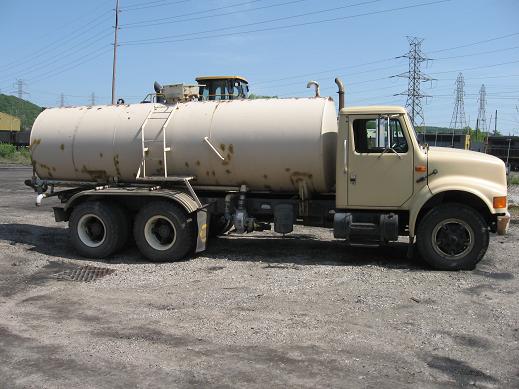 1992 International 4900 Water Truck 6x4