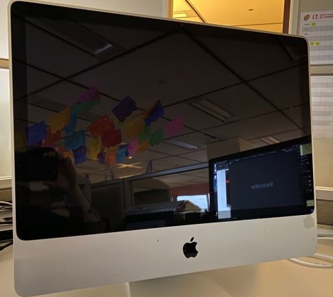 2009 iMac 640 GB 24-Inch Computer