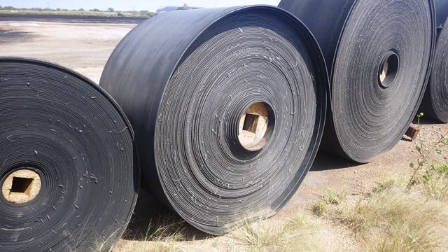 Fabric Conveyor Belt (42 inches, 740 feet) 