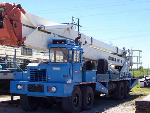 Lift:  Calavar Condor 150 I (150 Ft Reach & 1500 Lb Capacity)