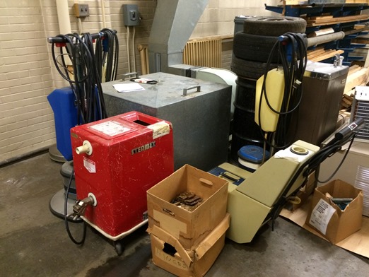 One (1) Lot various custodial equipment