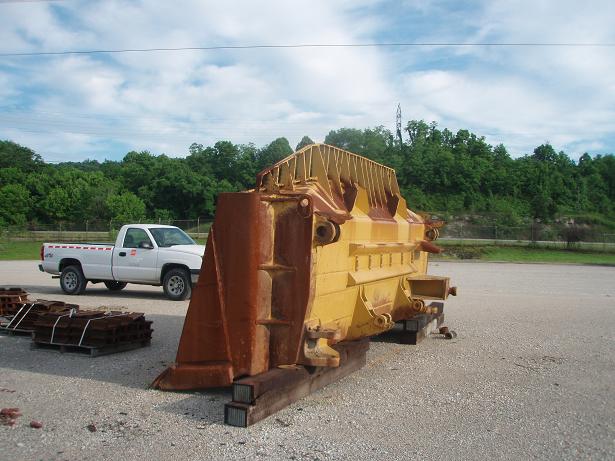 Caterpillar D10 Dirt/Rock Blade