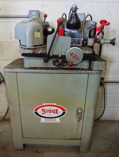 Sioux Valve Face Grinding Machine with Cabinet