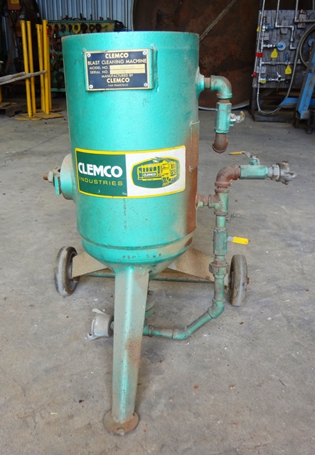 Clemco SCW-1028 Sand Blast Pot