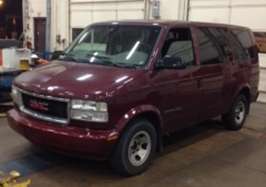 2002 GMC Safari Passenger Van AWD (200784)