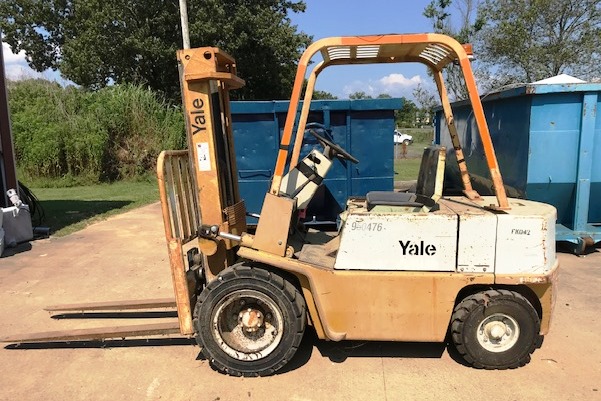 1981 Yale Forklift, 5000 lb Capacity (950476)