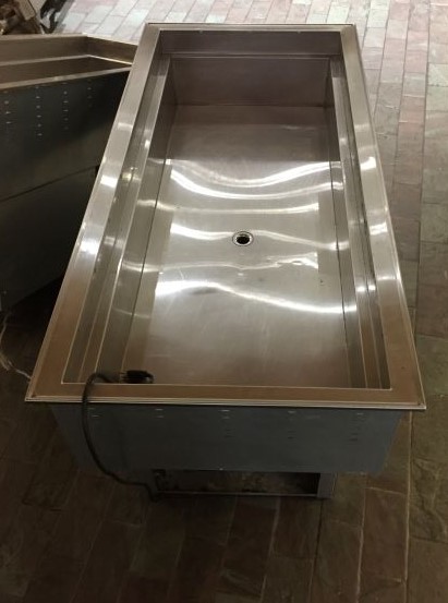 2 Vollrath Cafeteria Cold Wells (36434)