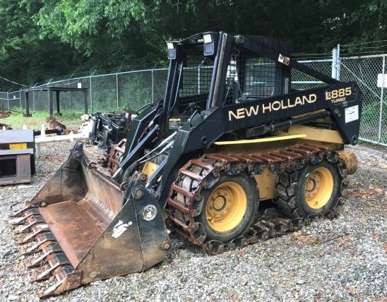1998 New Holland LX885 Skid Steer