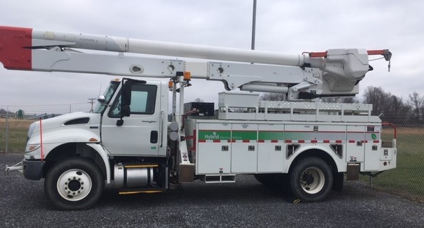 2012 International 4300 Hybrid Bucket Truck (700683)