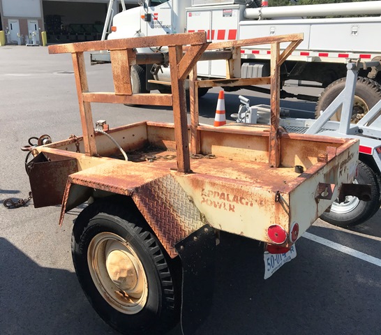 1973 Baker Pole Trailer - Capacity 4500 LB (920313)