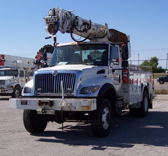 [[BUY IT NOW] 2004 International 7400 Digger Derrrick 4X4 (740020)