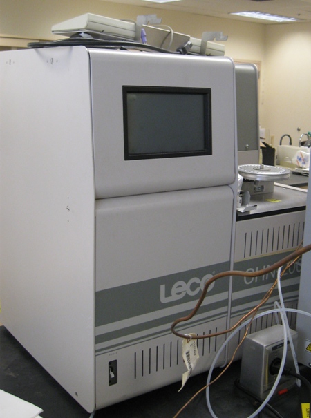 LECO CHN 2000 Analyser