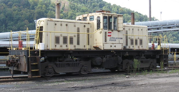 GE Diesel Electric Locomotive 100 Ton