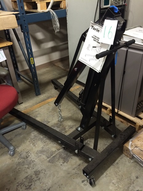 2-Ton Hydraulic Lift