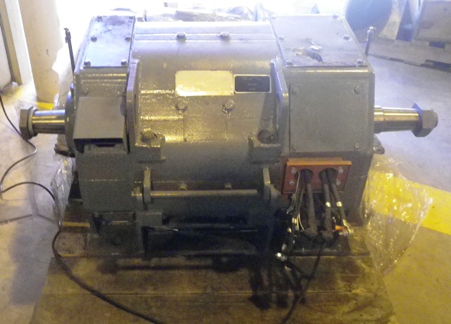 GE 70 HP Electric Motor 550 RPM,  230 VAC