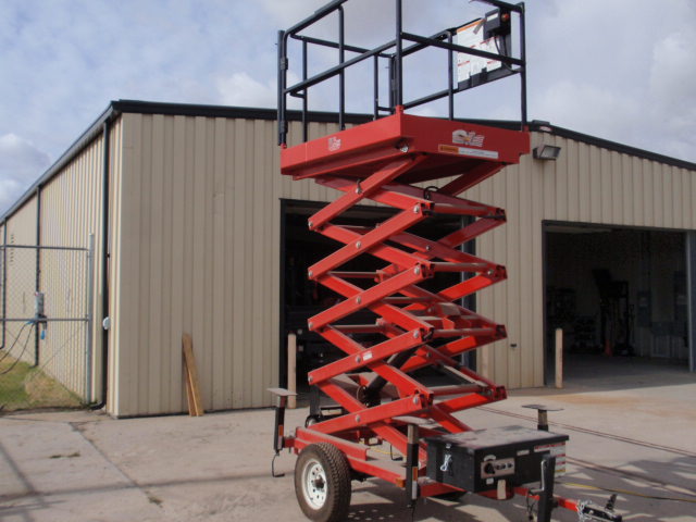 2006 PLE 24 Towable Scissor Lift (990338)