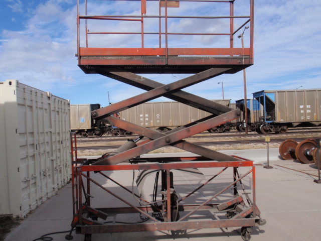 Ballymore HW2-16 Electric Scissor Lift (990339)